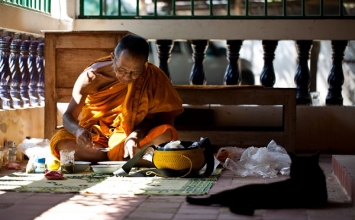 Phật dạy tu trong lúc uống, ăn